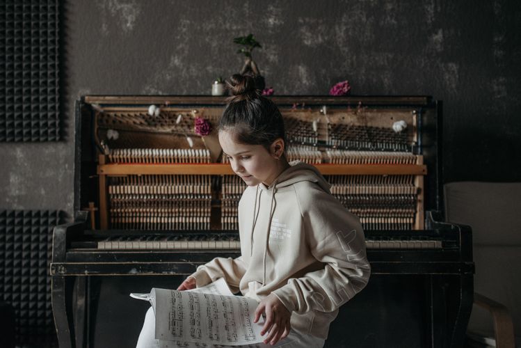 Instrumental musik för lugn start och reflektion